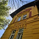Vv Art, Unique In Center Любляна