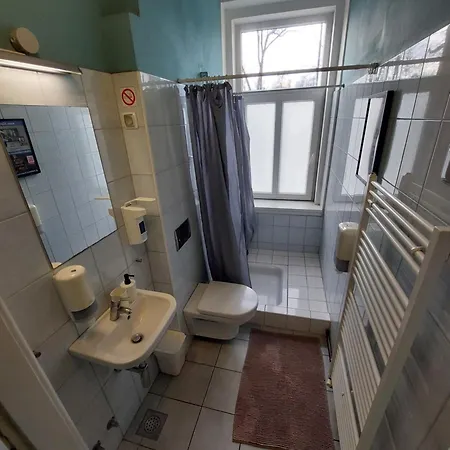 Vv Art, Unique In Center リュブリャナ