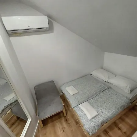 Vv Art, Unique In Center Apartman *